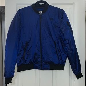 *** FIRM***Women’s North face jacket